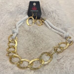 Paparazzi Textured Gold Necklace and Earring Set